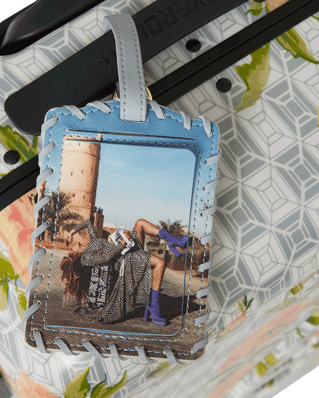 A.I. AFRICAN INTELLIGENCE ELEGANT ENERGY SHARKITECTURE CARRY-ON LUGGAGE - SANDFLOWER COLLAB