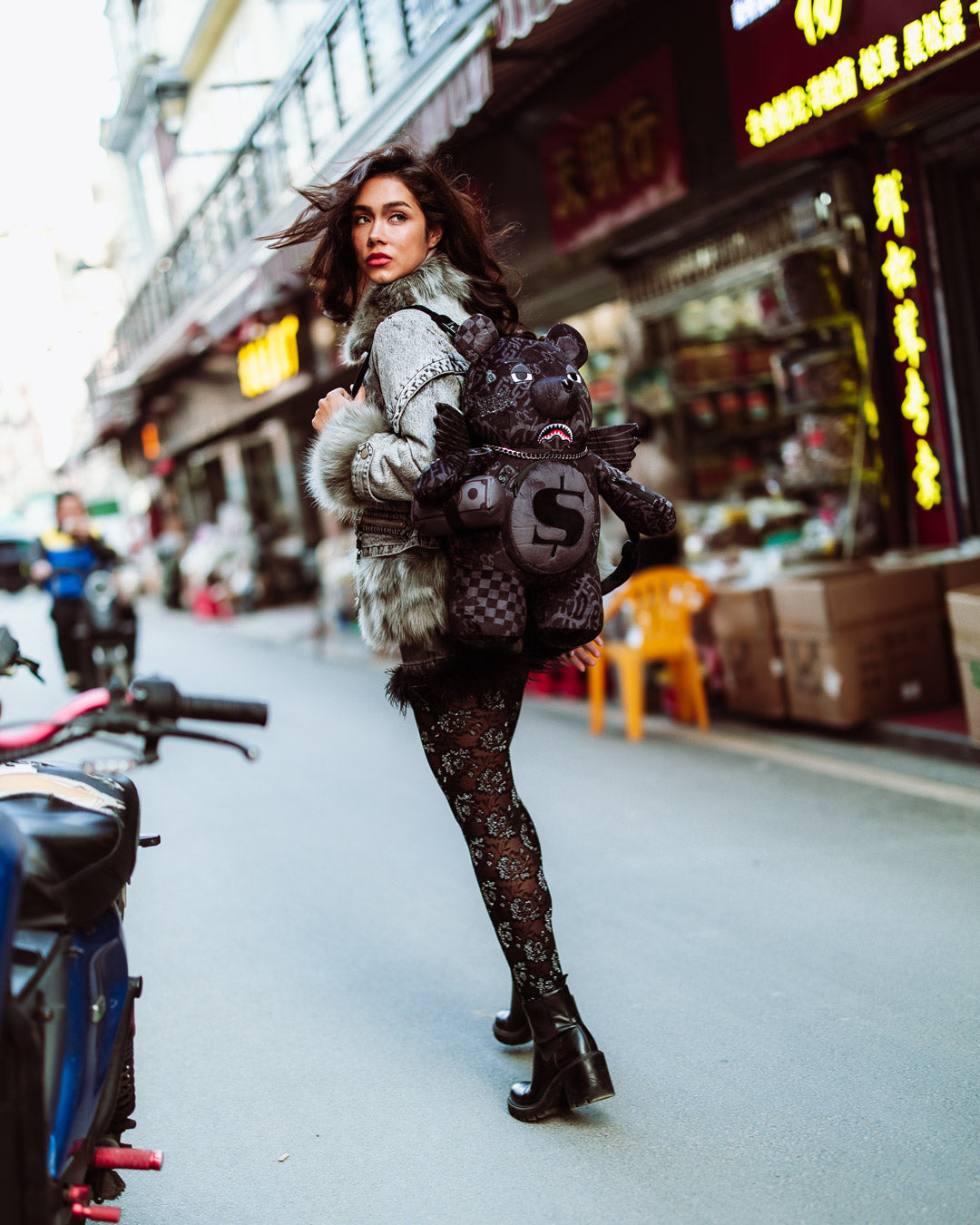 4AM MONEY WING BEAR BACKPACK